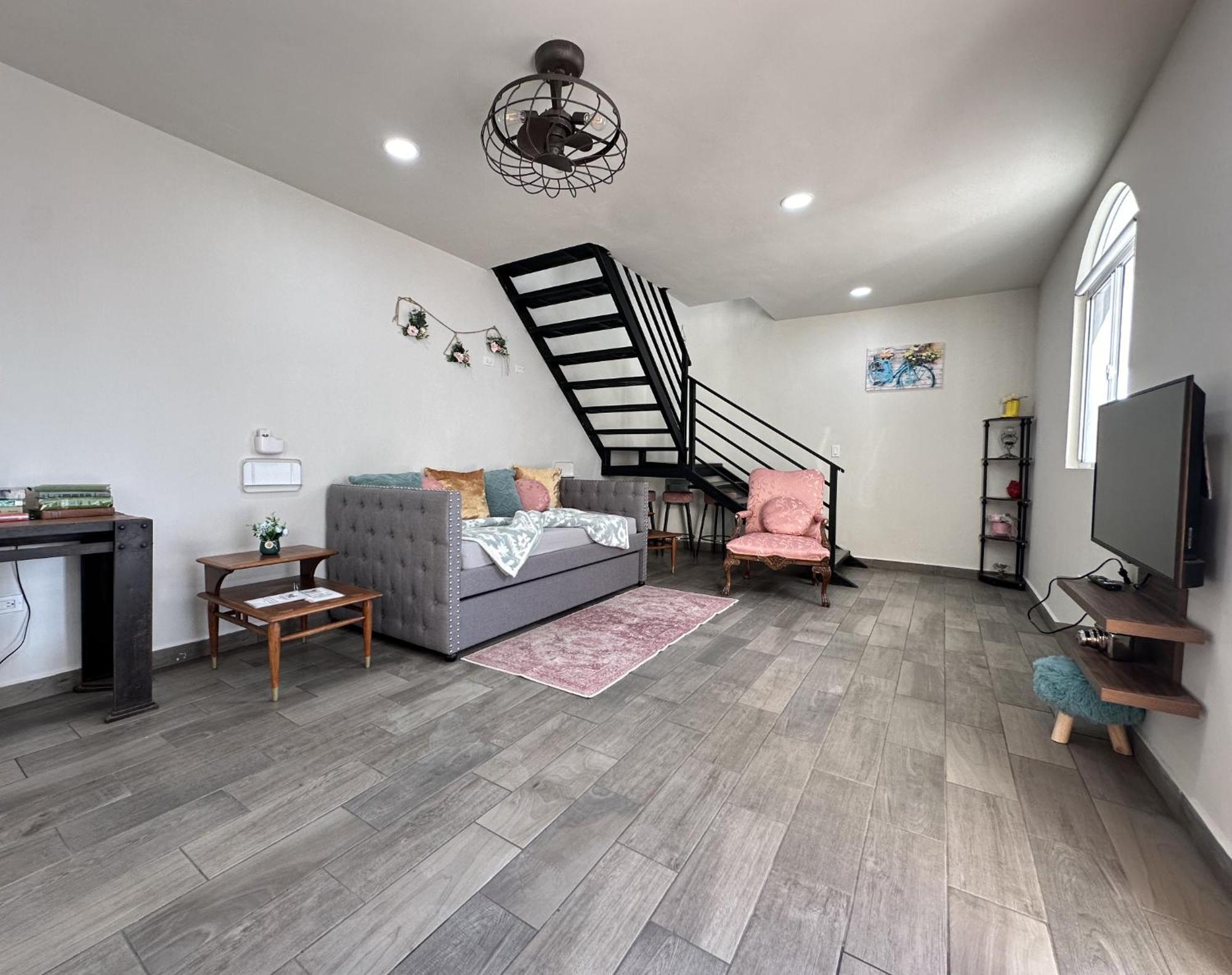 Las Mariposas Mini Suites Rosarito Esterno foto