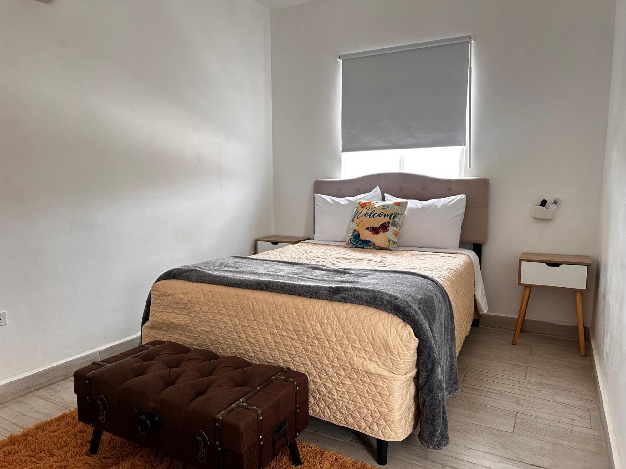 Las Mariposas Mini Suites Rosarito Esterno foto