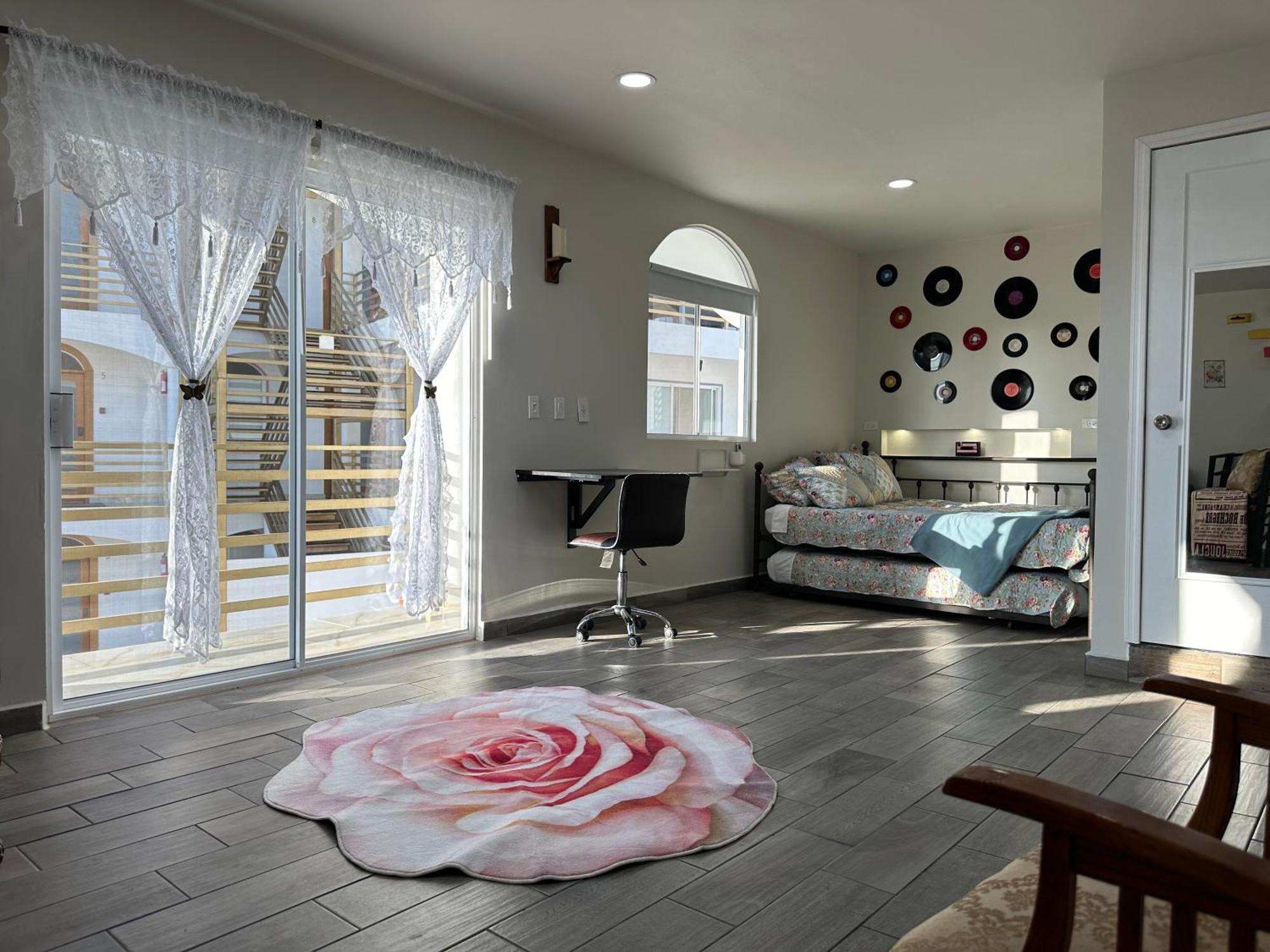 Las Mariposas Mini Suites Rosarito Esterno foto