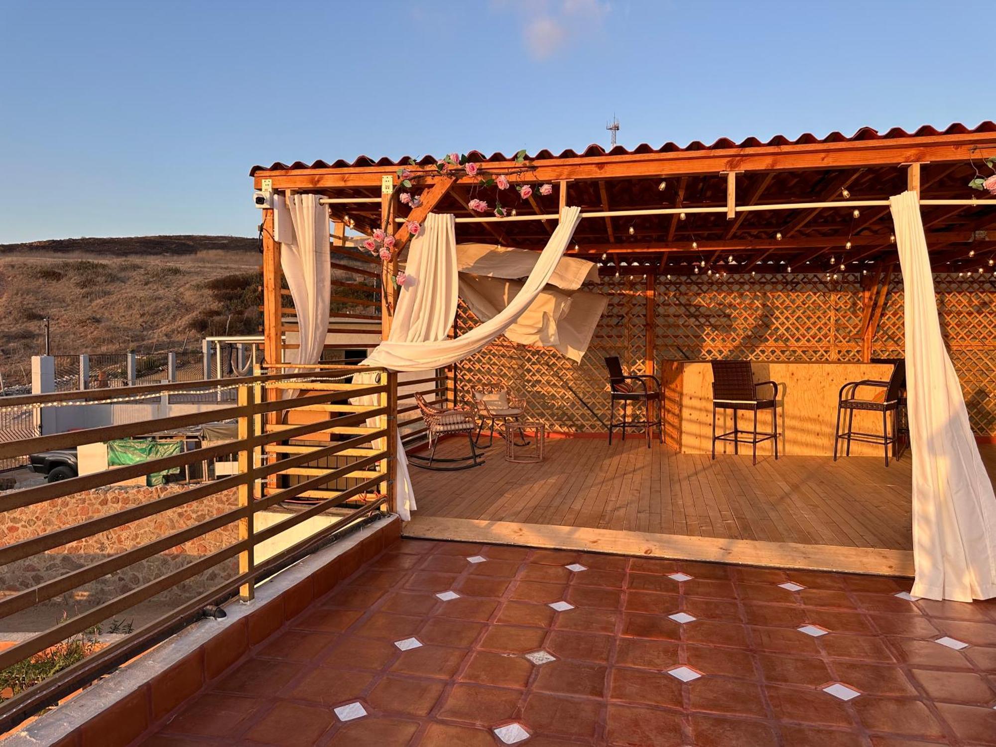 Las Mariposas Mini Suites Rosarito Esterno foto