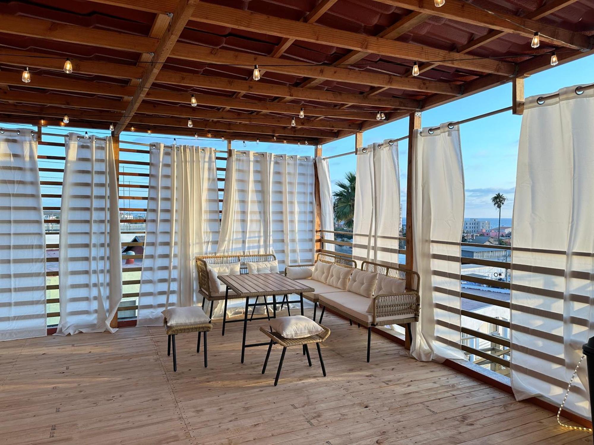 Las Mariposas Mini Suites Rosarito Esterno foto